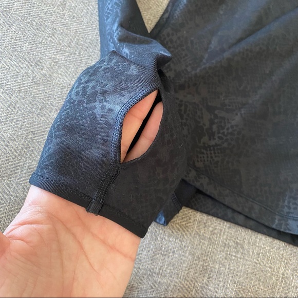 Nike Dri Fit Half Zip Fleece Lined Jacket - Picture 6 of 6